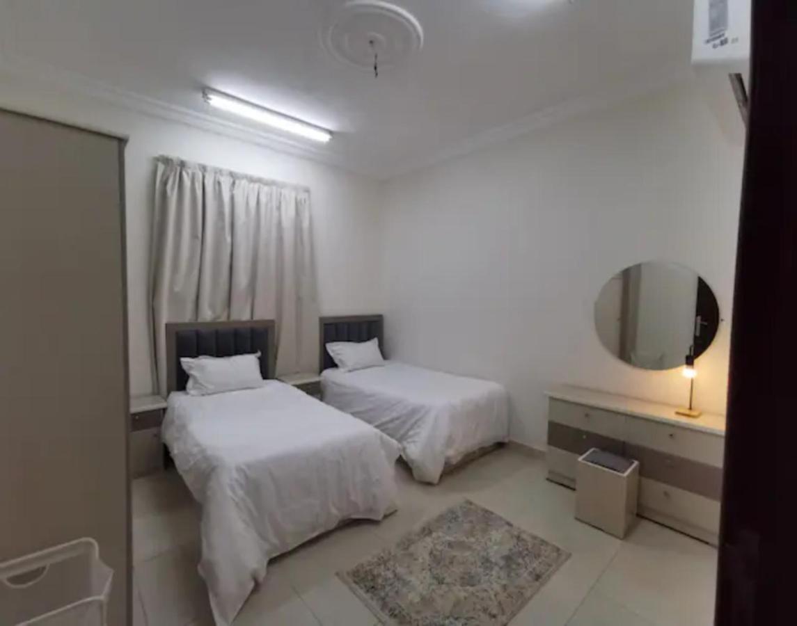 Luxurious Family 3 Bedroom Apartments 10 Mins Drive To Al-Masjid Nabawi - Nozol Noor 1 Medina Exterior photo